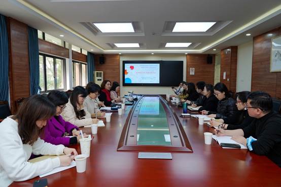 说明: E:\1.每学期工作资料包\12 202302-202306 许洁化学教学工作\陈晶君工作室\20230301_化学工作室活动\DSC02986.JPG